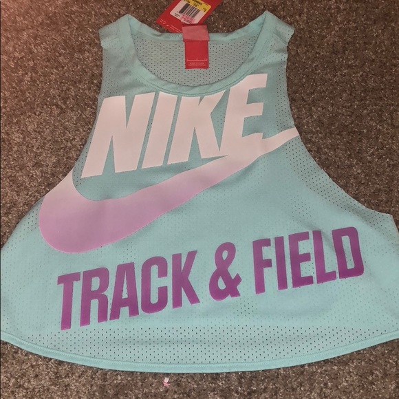 nike belly top